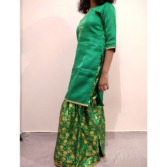 💜Sharara suit with duppata - Picture 2 of 7